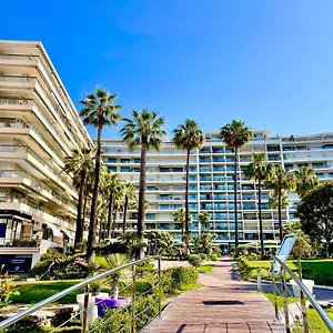 https://appartements-du-grand-hotel-agence-des-rsidences.fr-provencehotel.com